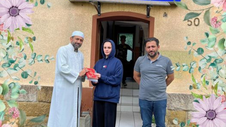 Romanya vatandaşı bir hanımefendi Müslüman oldu